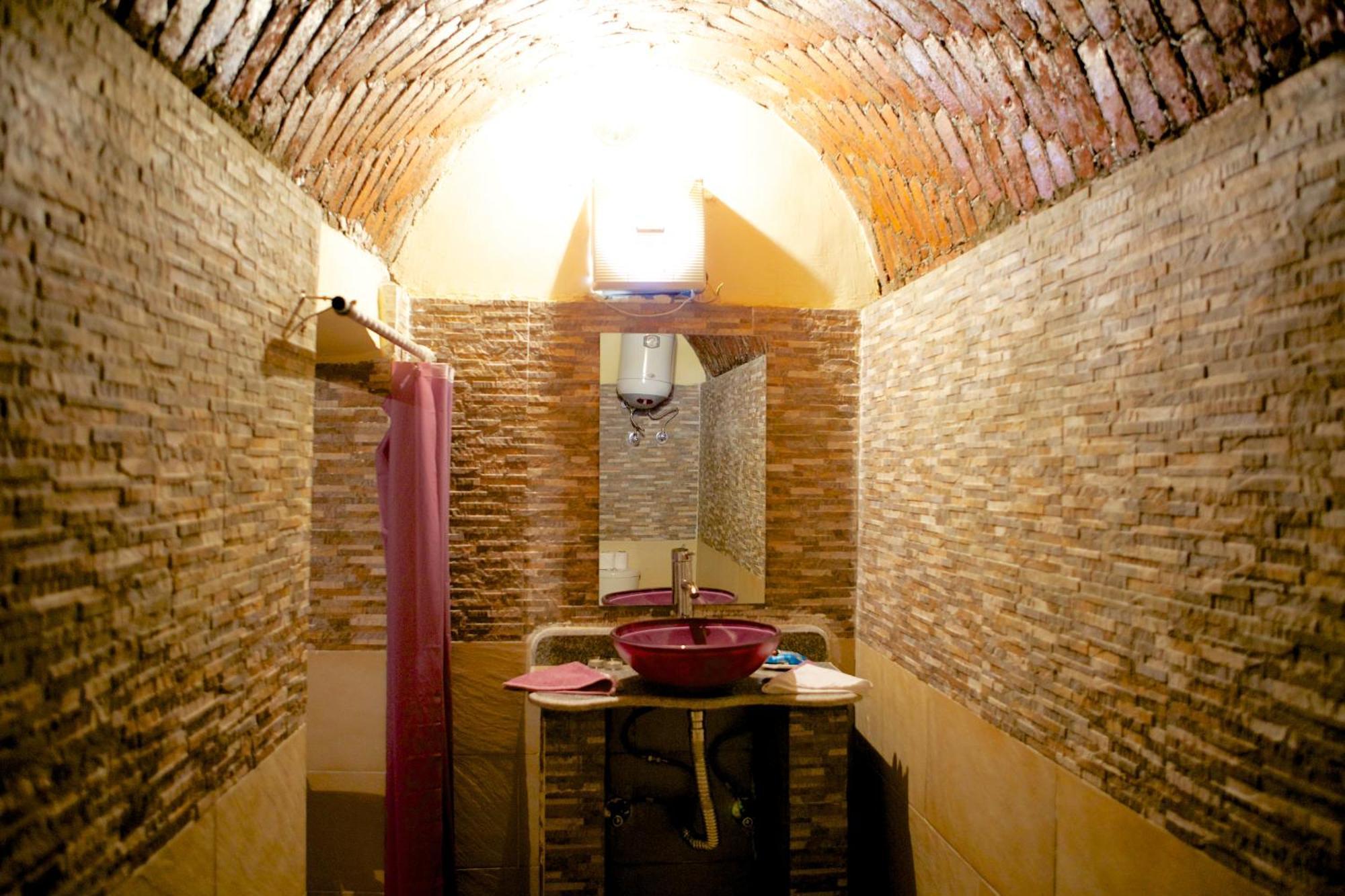 Hadouta Masreya Nubian Guest House Асуан Экстерьер фото